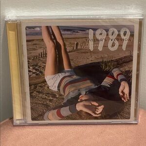 1989 Taylor's Version Sunrise Boulevard Yellow Edition CD NWT
